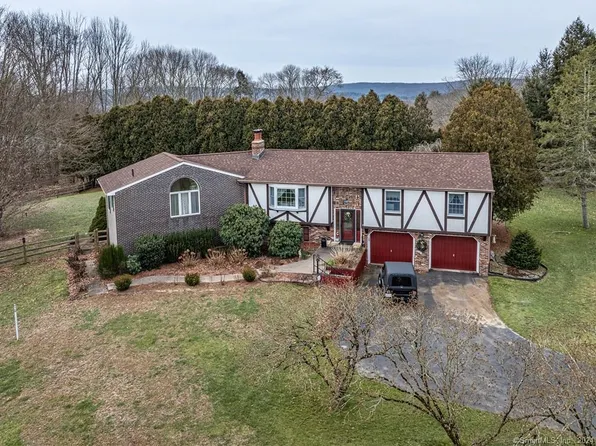 35 Pautipaug Hill Road, Franklin, CT 06254