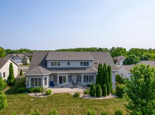 2246 Stonehaven Dr, Sun Prairie, WI 53590