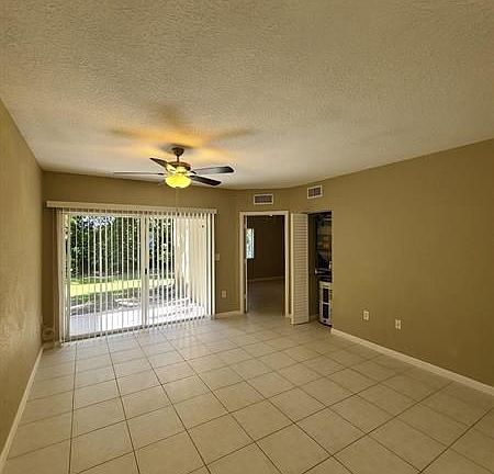 4th image of 1115 Golden Lakes Blvd APT 511