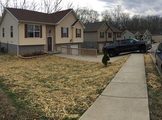 524 Cedar Valley Dr, Clarksville, TN 37043