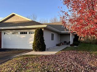 Hillary Heights Condominium, Cleveland, WI 53015