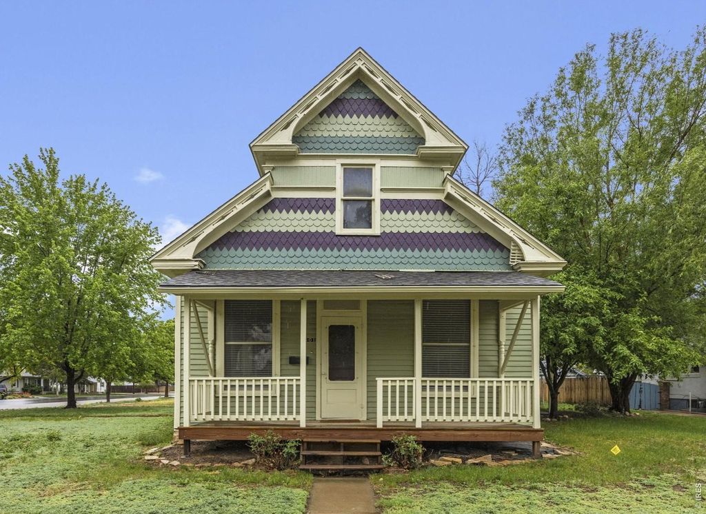 601 Walnut St