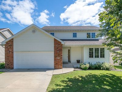 3615 Village Run Dr, Des Moines, IA, 50317