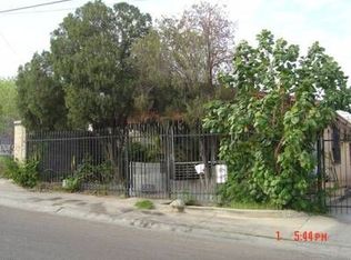 2518 Aldama St, Laredo, TX 78043