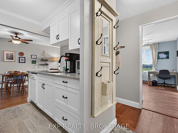 4th image of 334 Queen Mary Rd #308