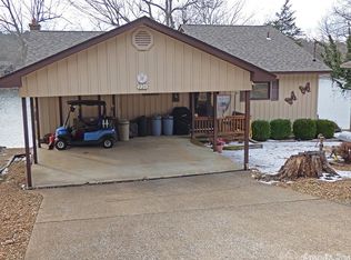 226 E Lakeshore Dr, Cherokee Village, AR 72529