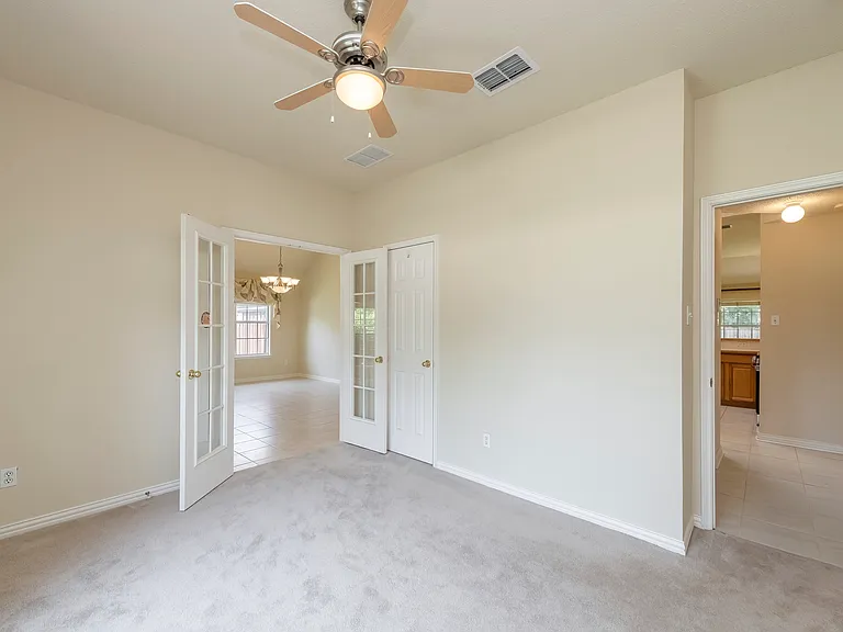 9906 Madison Dr — Photo 5