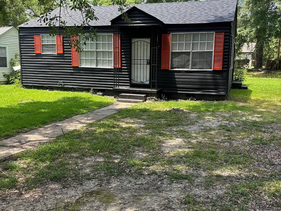 214 Conti St