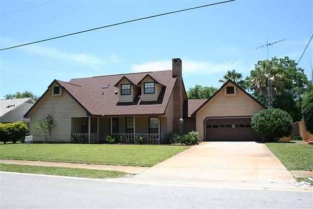 1st image of 1011 Quail Hollow Dr