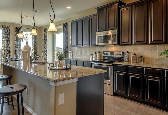 2nd image of 917 Swan Ridge Dr