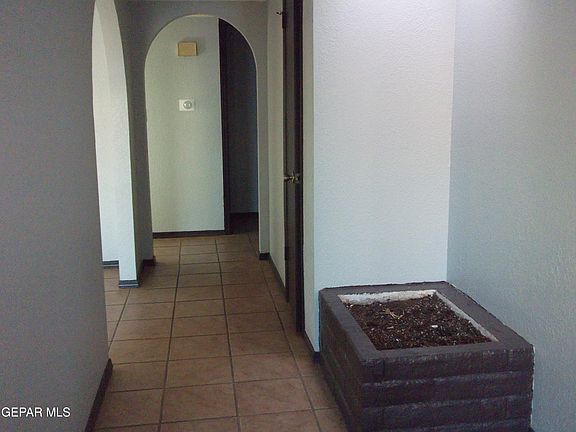 3rd image of 5525 Beth View Dr