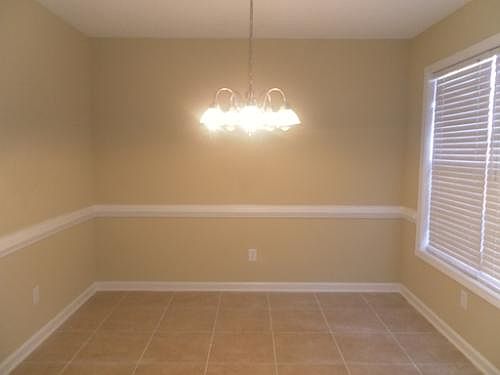 4th image of 619 Waterford Ln