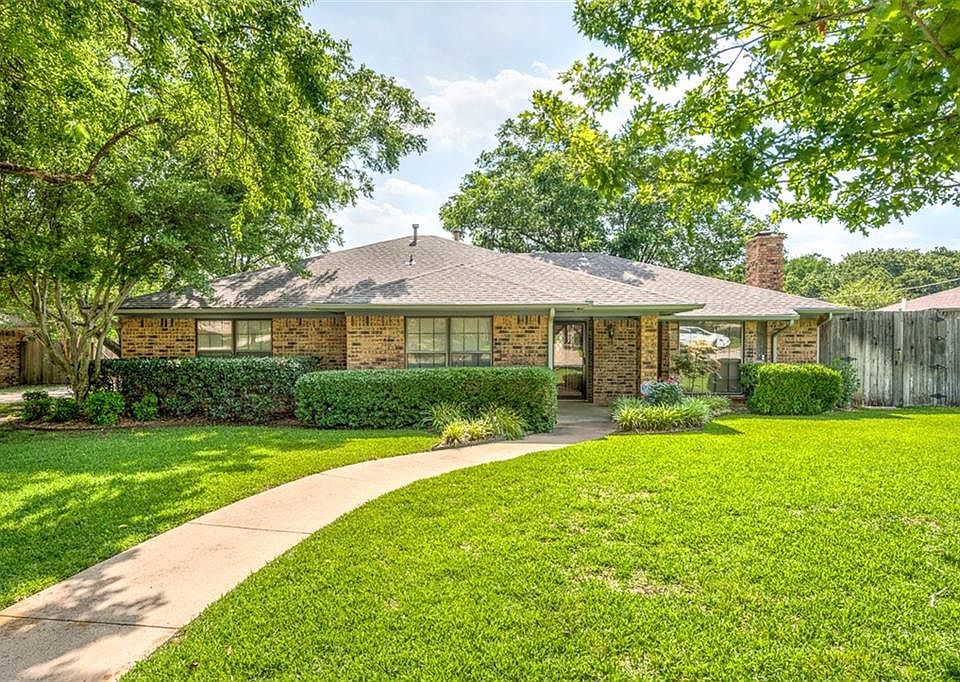 1st image of 2116 Westbrook Dr