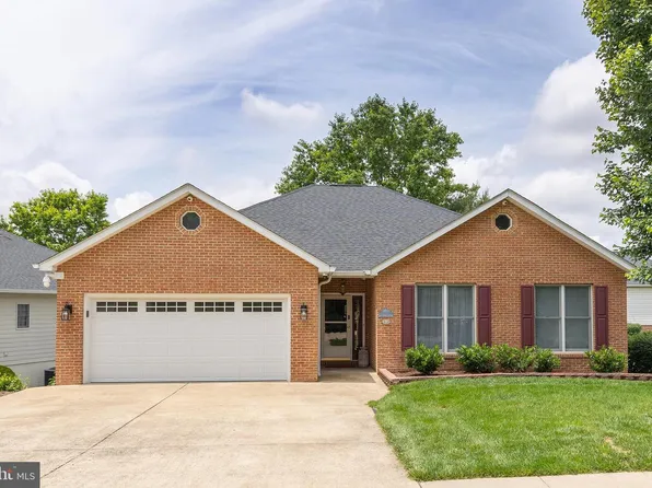 1419 Ramseur Ln, Winchester, VA 22601