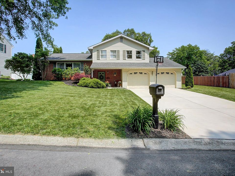 1st image of 922 Willshire Dr