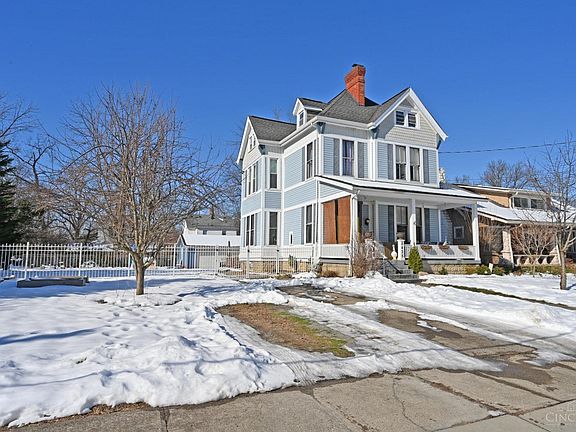 3rd image of 8435 Wiswell Ave