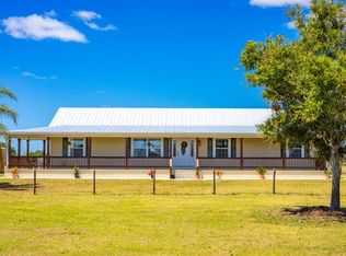 1101 Trowbridge Rd, Fort Pierce, FL 34945