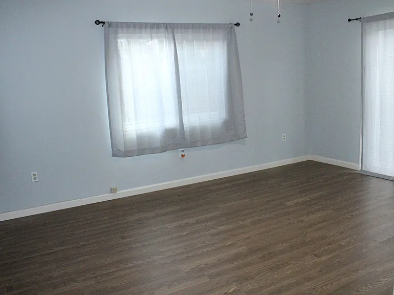 135 Poinsettia Ave — Photo 13