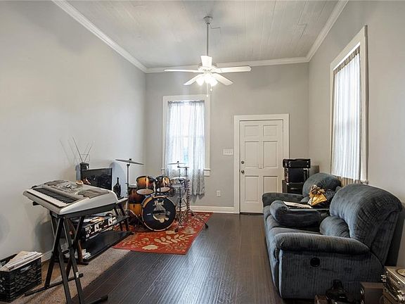 2nd image of 722-24 Diana St
