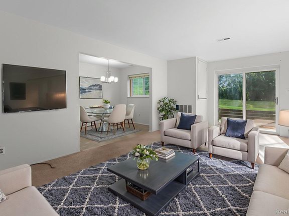 3rd image of 424 Baldwin Ave APT 81