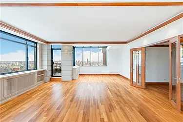 Rented by (Legacy) Elegran