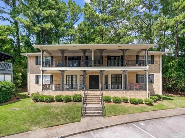 851 Vestavia Villa Ct APT A, Vestavia, AL 35226