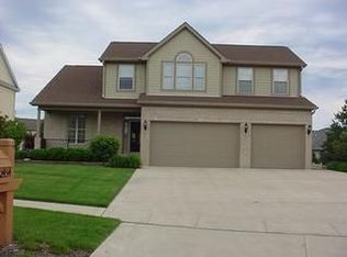 2434 Marthas Wood, Grove City, OH