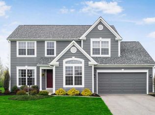 8440 Dunnbury Cir, Powell, OH