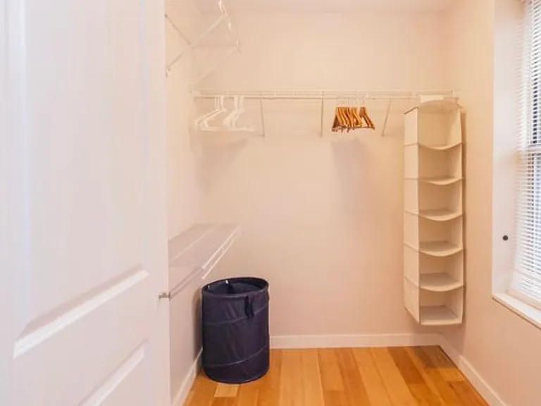 922 Beacon St #23C — Photo 9