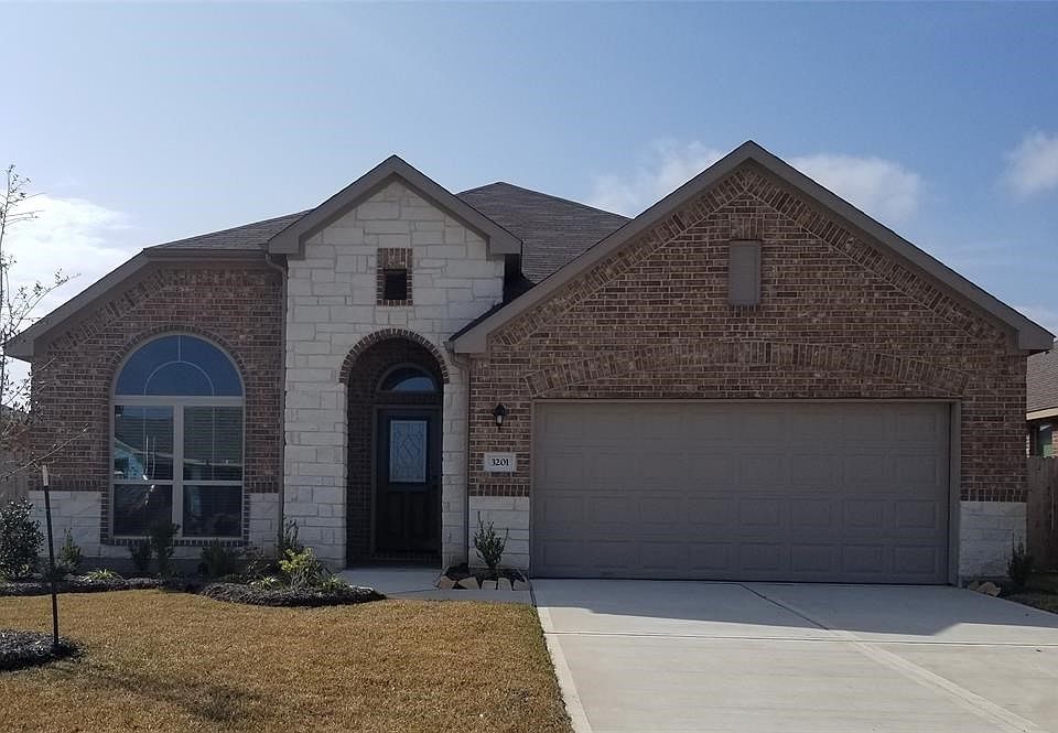 1st image of 3201 Sandpiper Dr