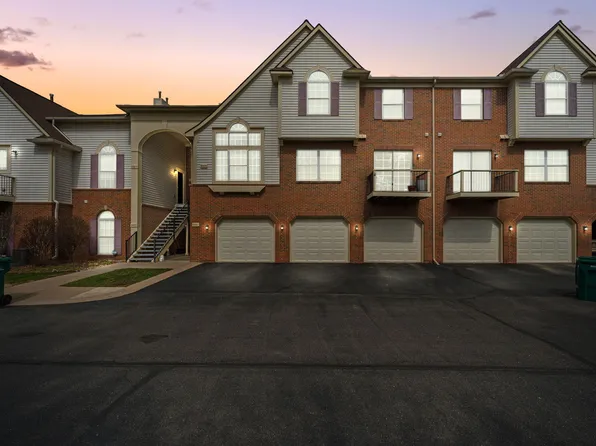 9475 Lakeside Dr, Ypsilanti, MI 48197