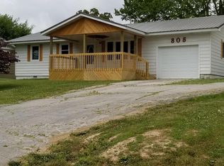 805 North Ave, Mansfield, MO 65704