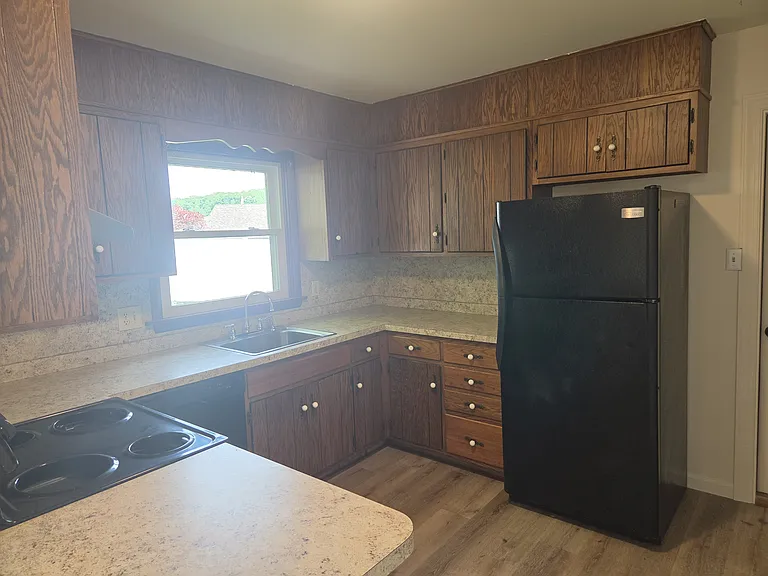 515 Poplar St — Photo 8