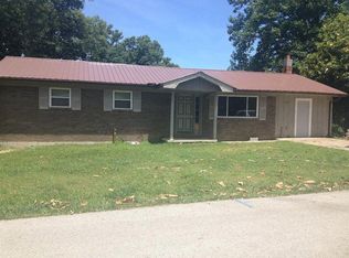 182 Fanchester Heights Rd, Whitley City, KY 42653