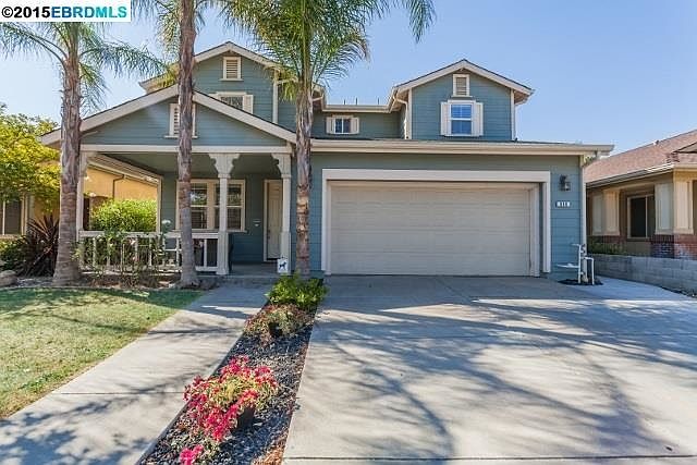 Beautiful home in Garin Ranch. Walking distance to schools, parks & the historic downtown Brentwood