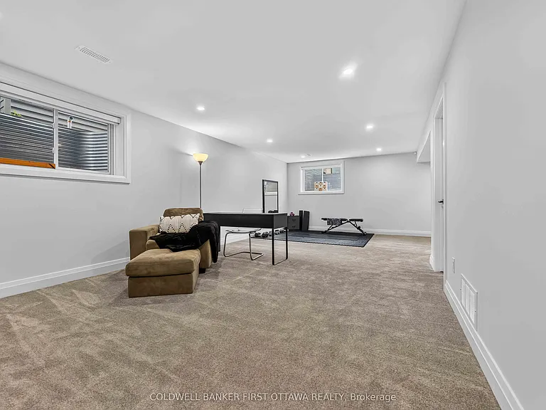 286 Cornice St — Photo 38