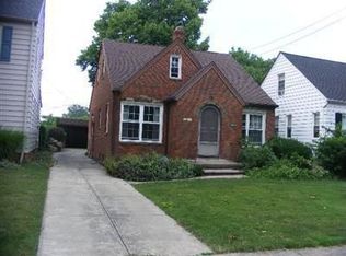 14418 Roxboro Ave, Cleveland, OH 44111