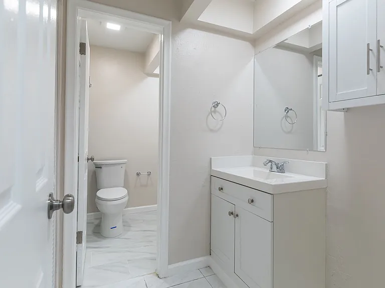 7750 SW 10th Ct — Photo 24