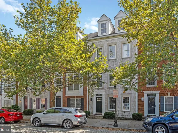 829 McHenry St, Baltimore, MD 21230