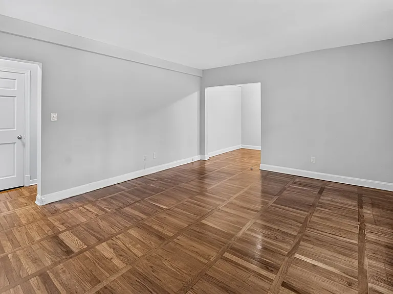 1447 Somerset Pl NW #205 — Photo 6