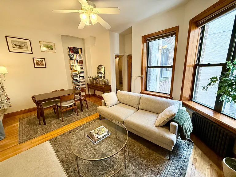 330 W 76th St #4 — Photo 2
