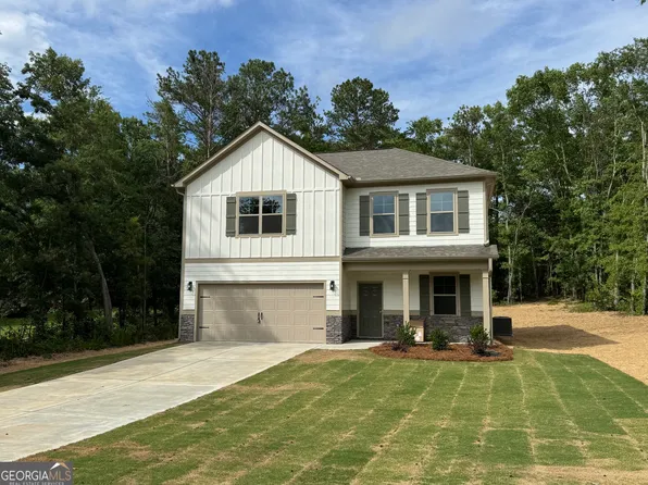 176 Country World Dr, Macon, GA 31211