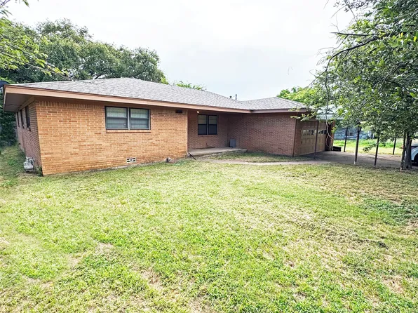 1453 Highway 81 N, Bowie, TX 76230