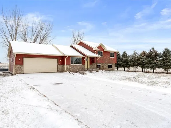 1710 Amsterdam Street, Baldwin, WI 54002