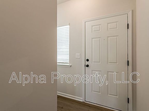 3rd image of 12 Lone Cypress St
