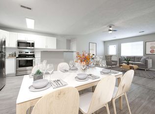 Lakeside Village Apartment Homes, Lincoln, NE 68528