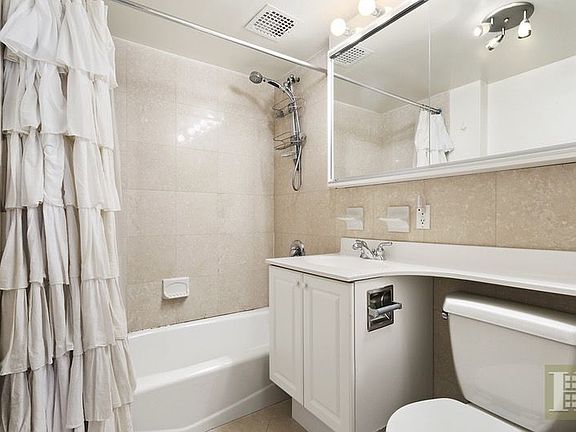 5th image of 8 W 76th St #3A*