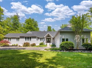 10121 N Donegal Rd, Midlothian, VA 23112