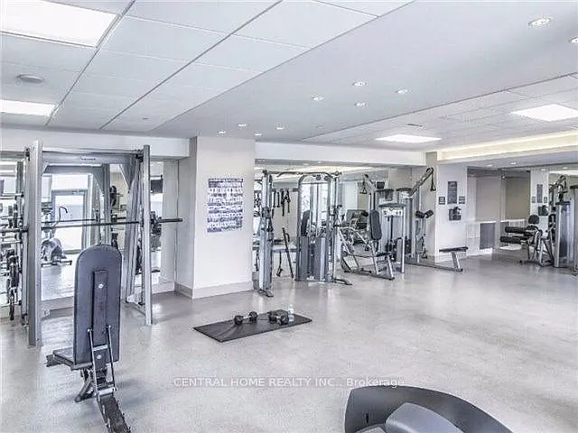 7167 Yonge St #1503 — Photo 13