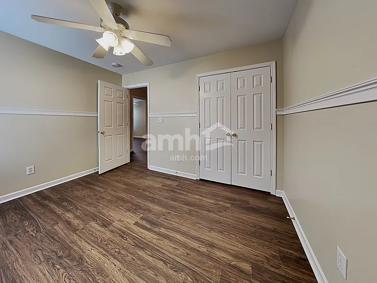 141 Sawhorse Dr — Photo 21
